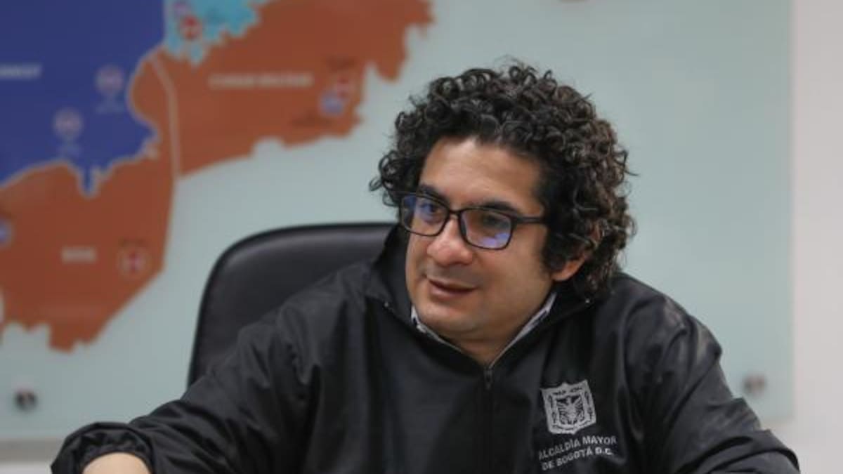 Secretario de Integración Social de Bogotá pidió disculpas a conductor por decirle “desinformado”