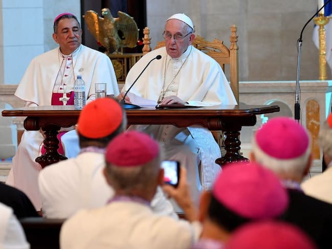 El Papa advierte sobre las &quot;plagas&quot; que agobian al continente