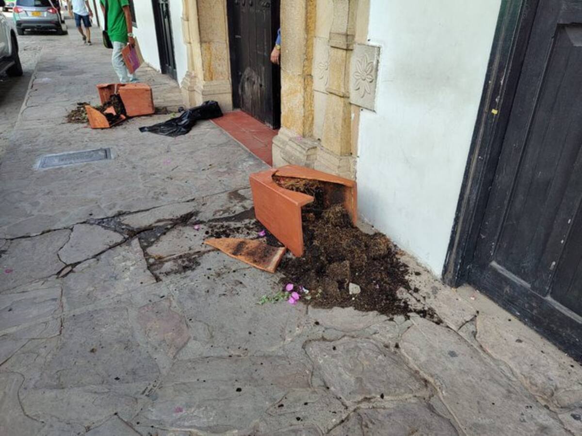 Vandalizaron la alcaldía de Girón