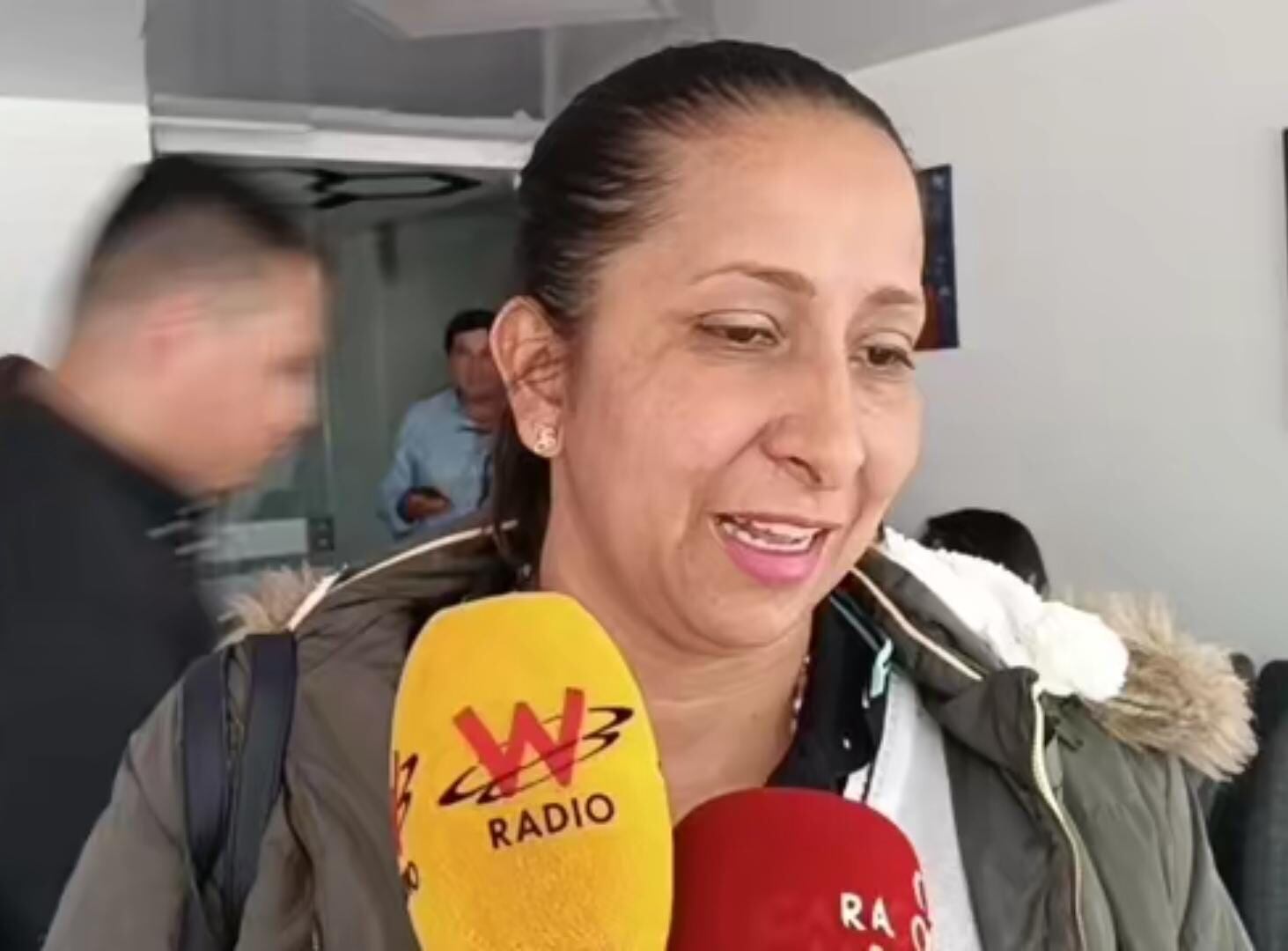 Taxistas agredieron a una mujer y un menor de edad, al pensar que viajaban en un vehículo inscrito a una plataforma