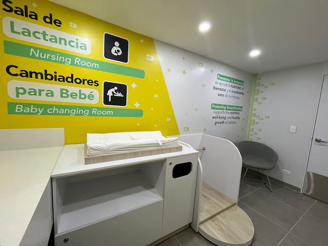 Aeropuerto El Dorado inaugura salas de lactancia y cambiadores para bebés