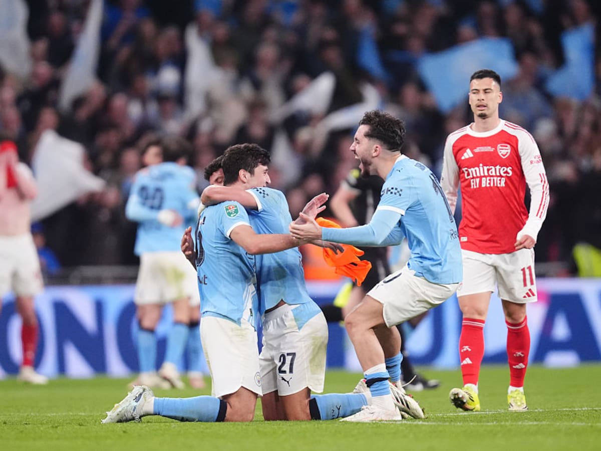 Manchester City saca la casta, derrota al Arsenal y se consagra campéon de la Carabao Cup