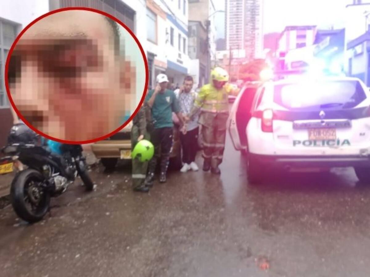 Conductor reventó a alférez que le pidió mover su carro mal parqueado