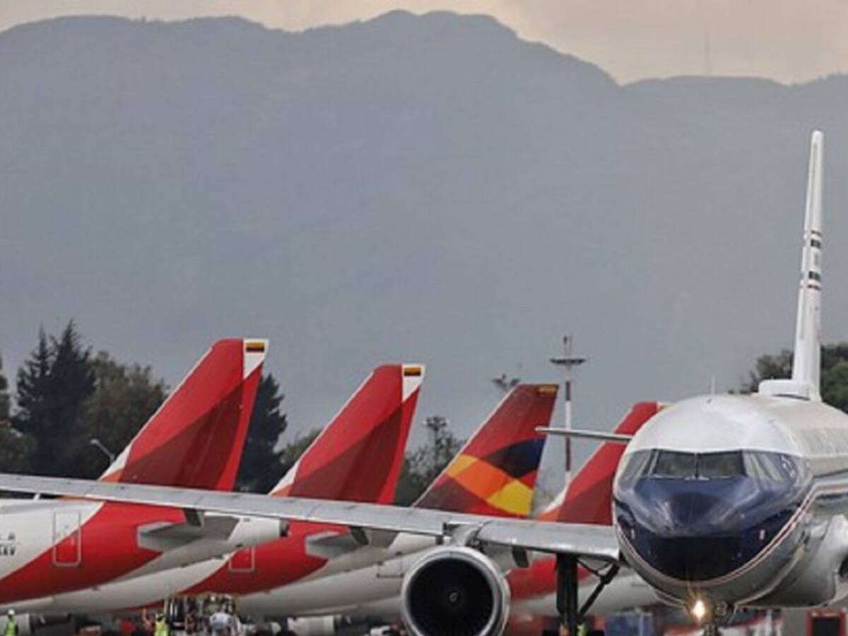 Por Ómicron se cancelan 138 vuelos y más de 17 mil pasajeros afectados