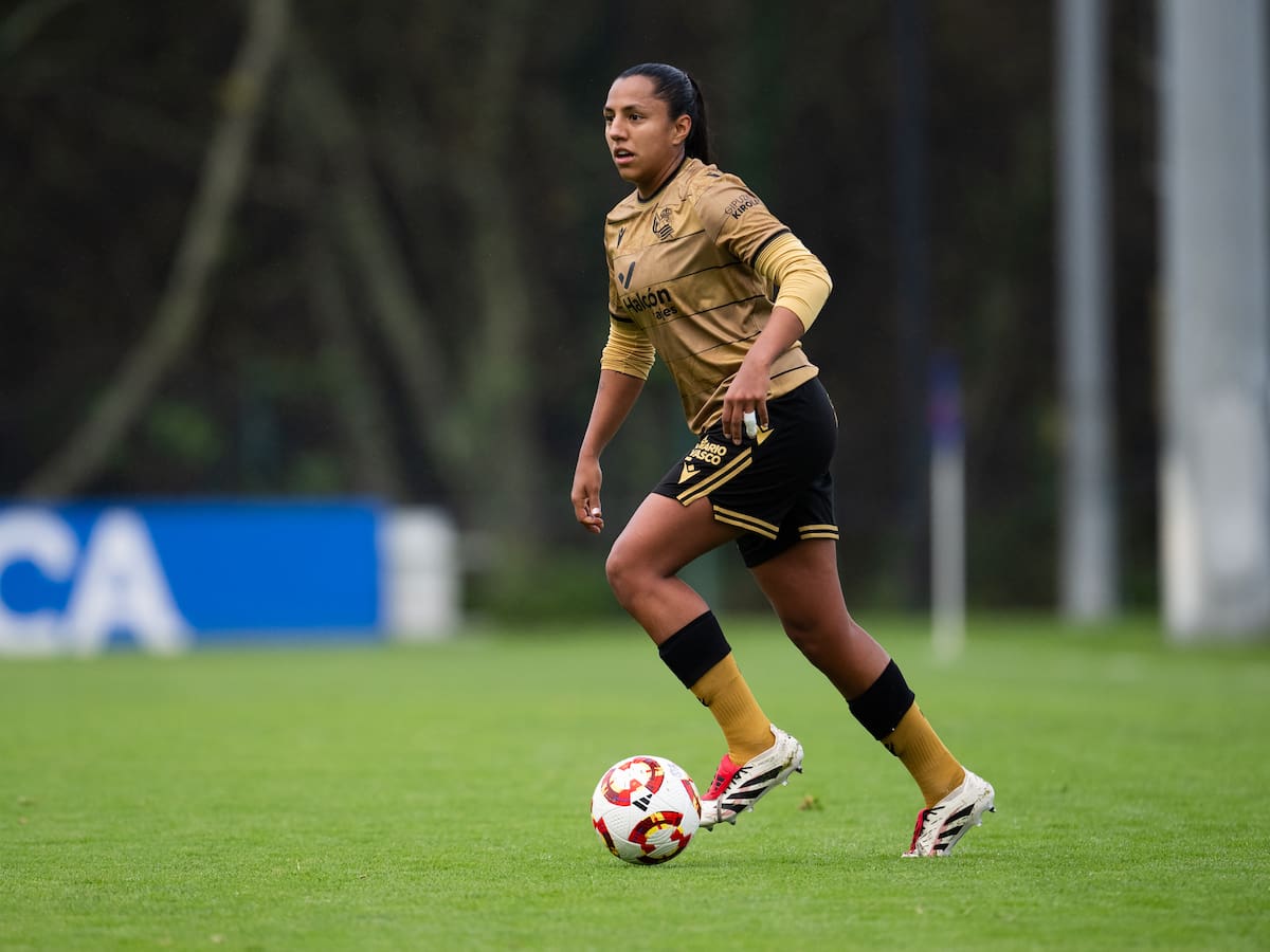 Manuela Vanegas sufrió grave lesión y estará fuera el resto de la temporada