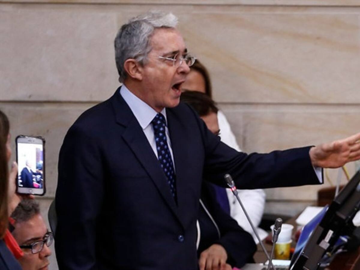 El Gobierno impuso al nuevo magistrado de la Corte Constitucional: Uribe