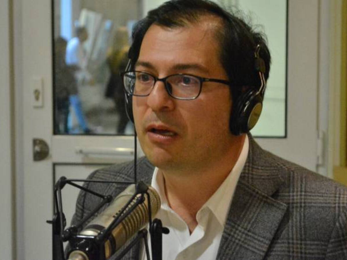 “Petro y Venezuela cambiaron el relato de la campaña: Barbosa