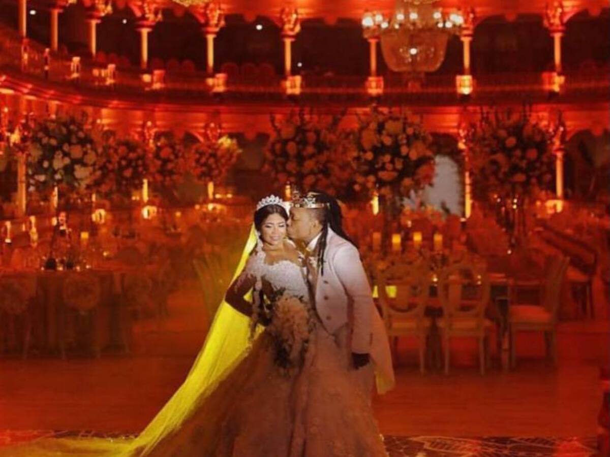 La super boda de Mr. Black y Yuranis León en Cartagena