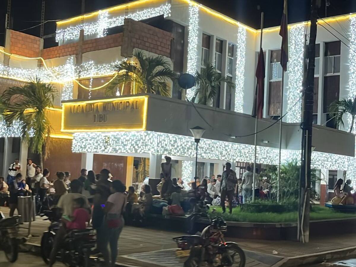 Desplazamiento forzado en el Catatumbo tras nuevos combates entre grupos armados