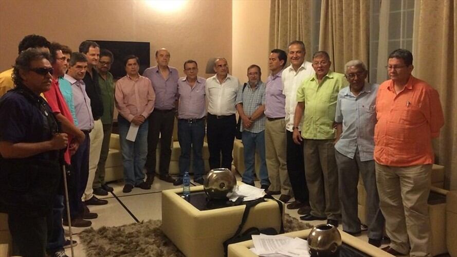 Instantes de la reunión final en que los equipos negociadores del Gobierno y las Farc terminaron la agenda. Foto: Colprensa