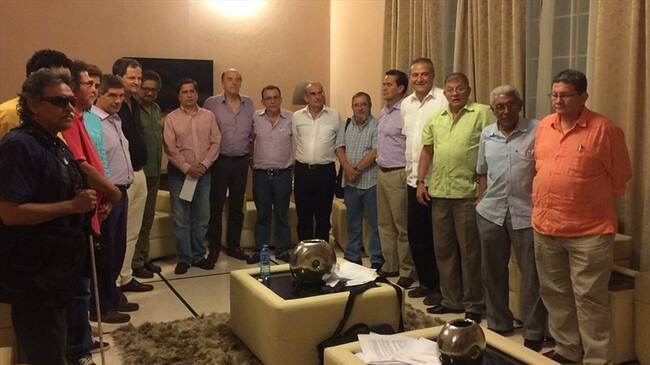 Instantes de la reunión final en que los equipos negociadores del Gobierno y las Farc terminaron la agenda. Foto: Colprensa