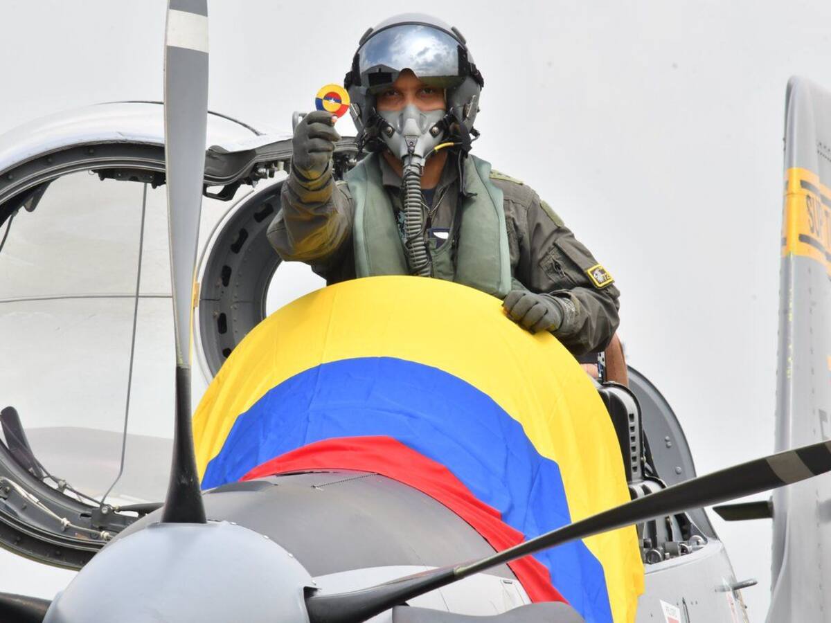 FAC está en pruebas para usar biocombustibles en sus aviones