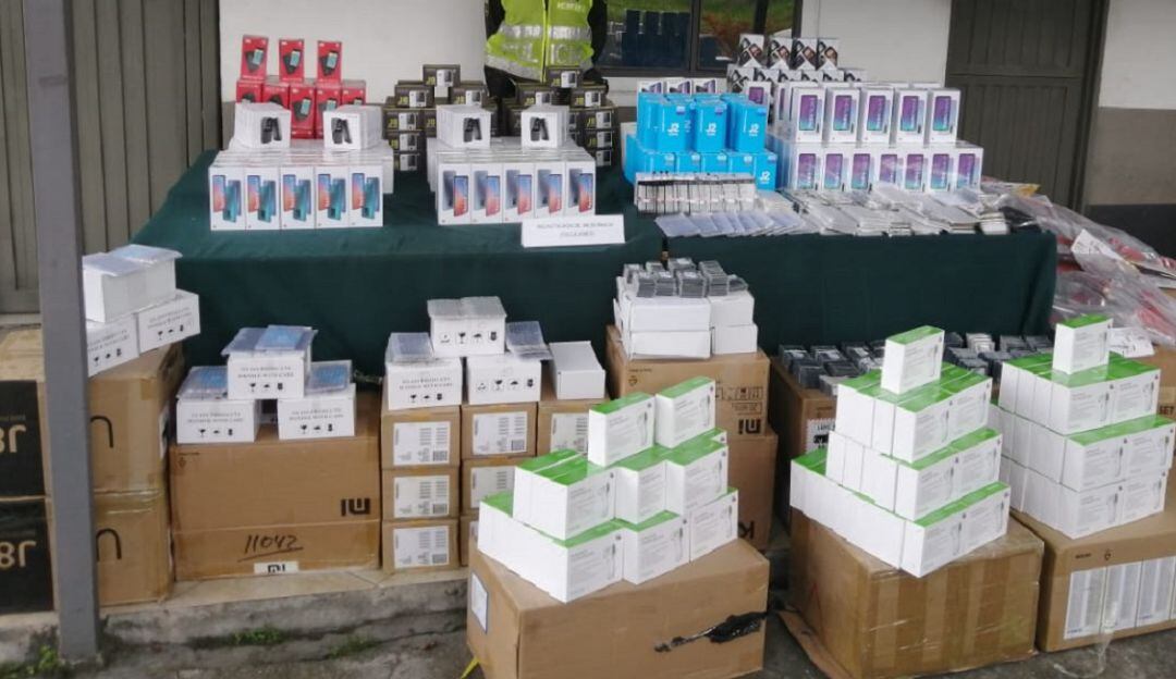 Celulares incautados en Manizales