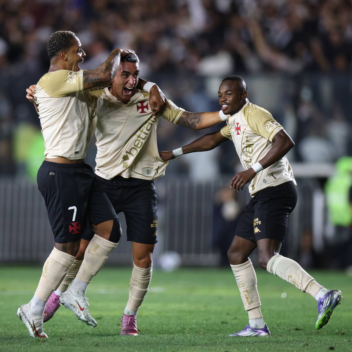¿Otro colombiano al Vasco Da Gama? El club brasileño estaría muy cerca de cerrar el fichaje