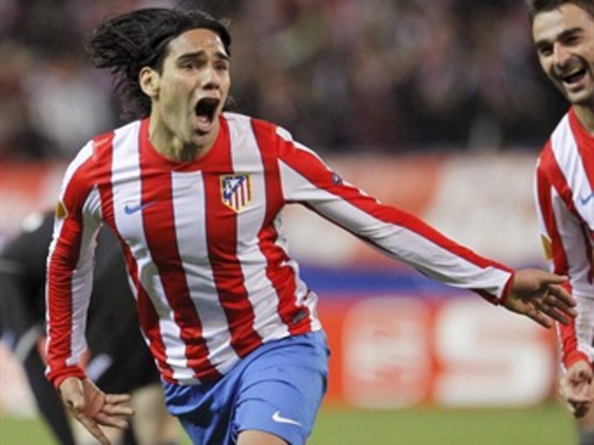 Falcao con diez goles igualó a Huntelaar en la tabla de anotadores de la Europa League