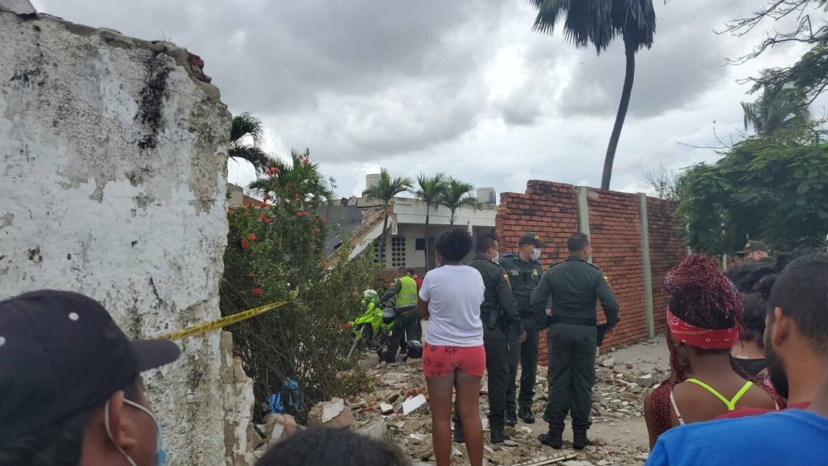 Un muerto y un herido tras caída de un plafón de la antigua sede de Pizano