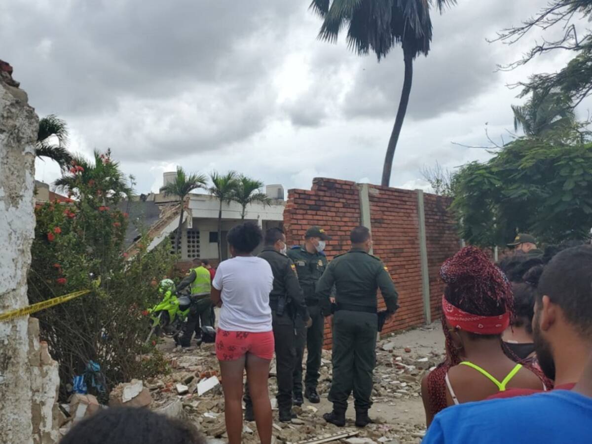 Un muerto y un herido tras caída de un plafón de la antigua sede de Pizano