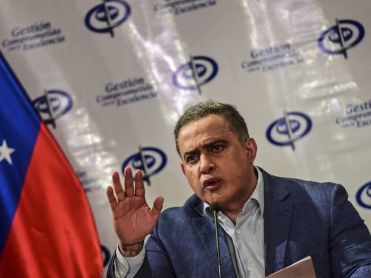 Fiscal venezolano dicta 5 arrestos por desfalco a filial de PVDSA