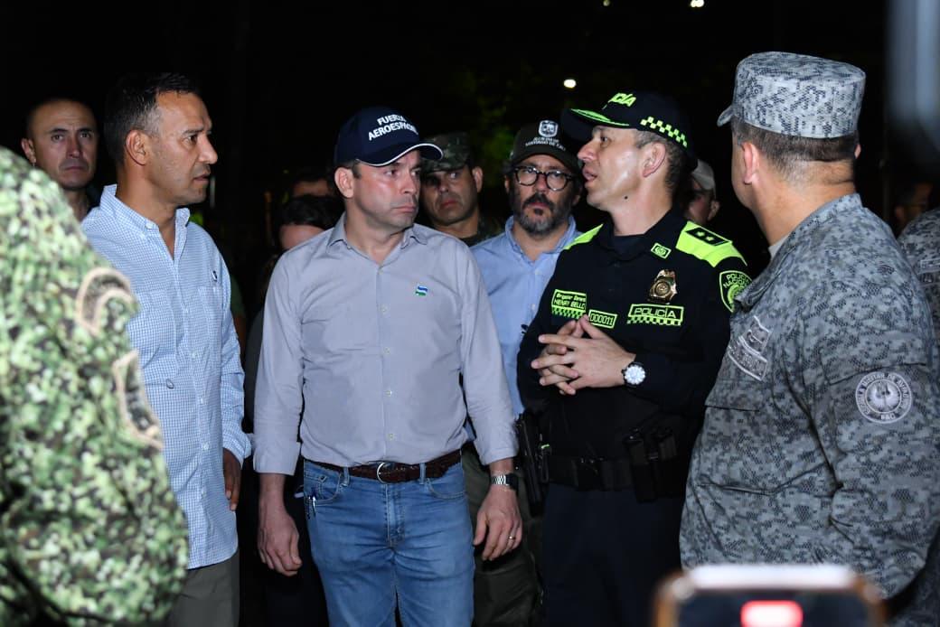 Alcaldede Cali, Ministro de Defensa y autoridades de la fuerza pública