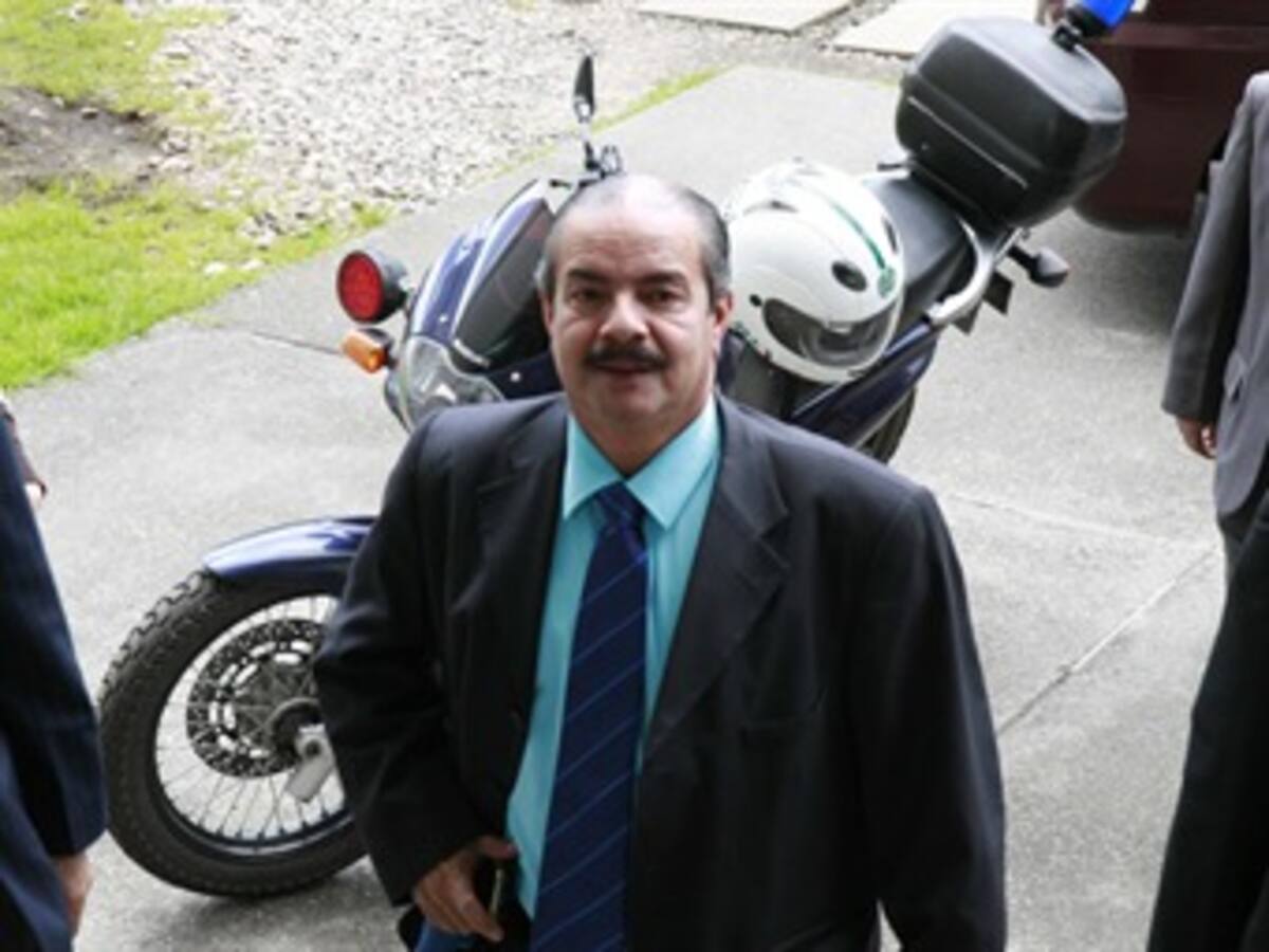 Incertidumbre por el futuro de la curul de Javier Cáceres, capturado por "parapolítica"