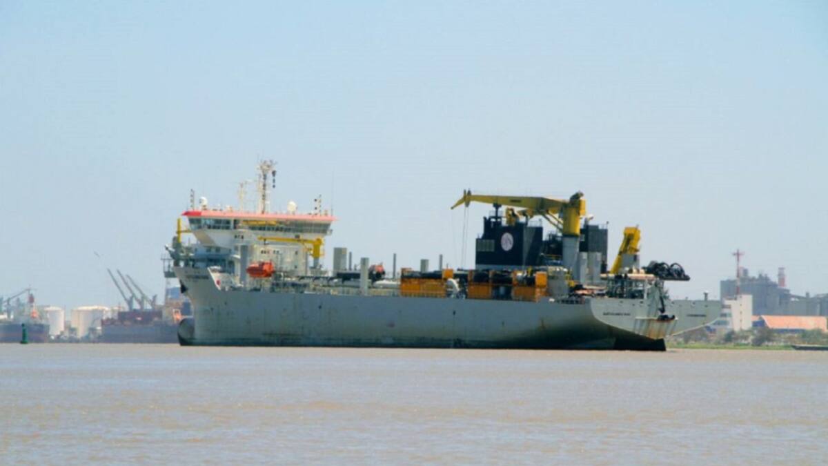 Draga Bartolomeu Dias ya zarpó hacia el Puerto de Barranquilla