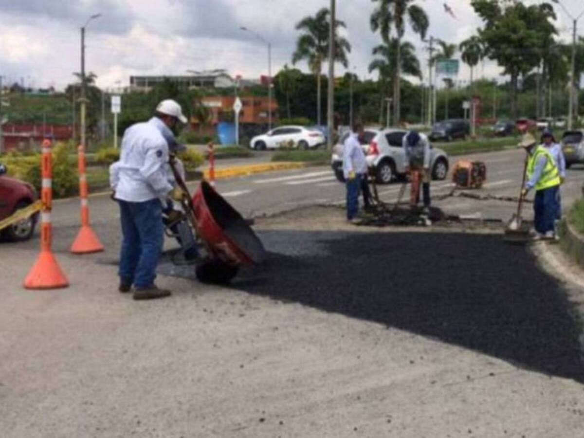 Carpeta asfáltica de la Avenida 30 de Agosto de Pereira será reparada