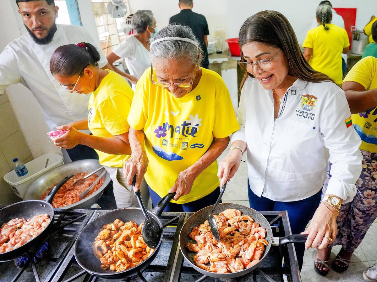 Taller de Cocina con más de 50 beneficiarias del proyecto Matié en Bolívar
