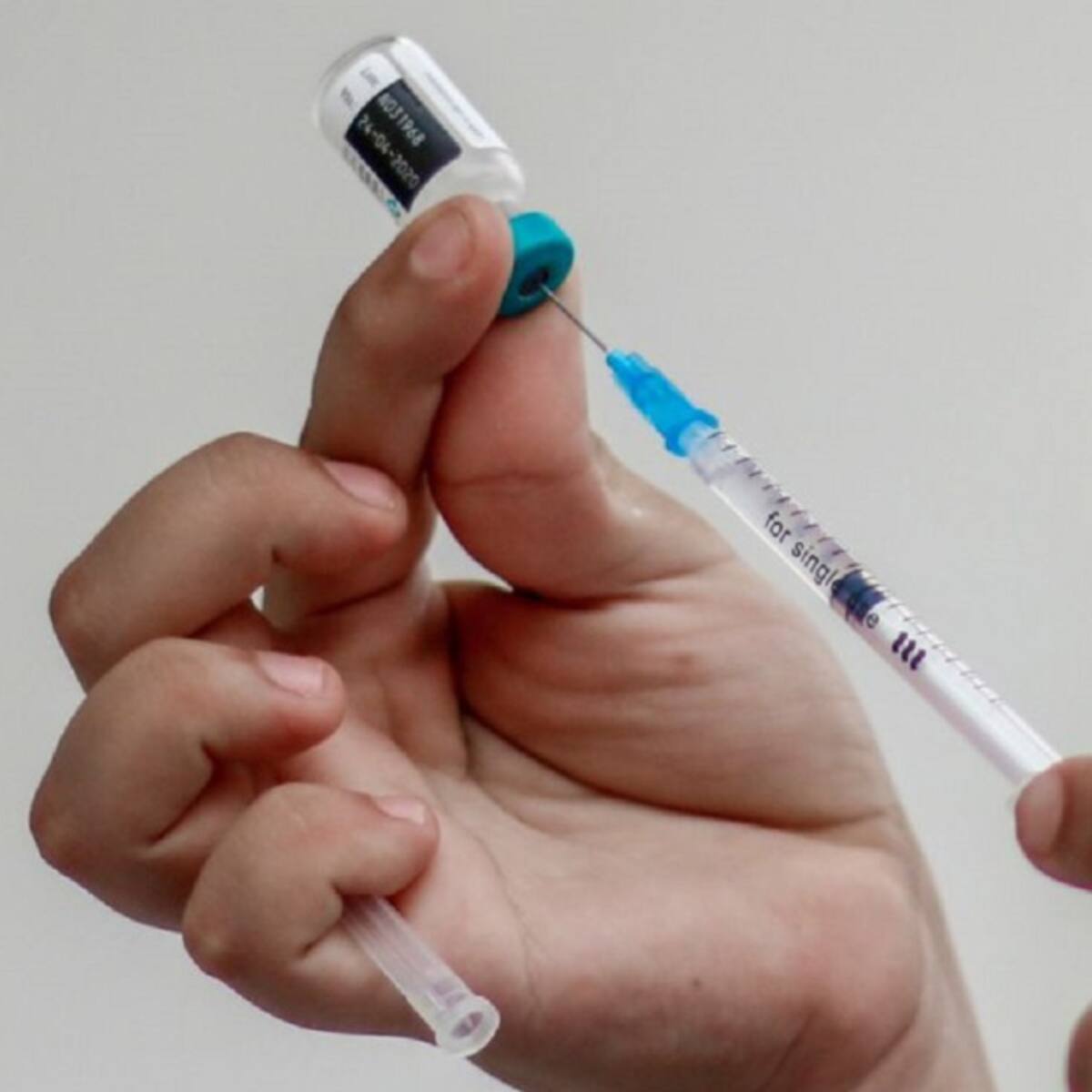 Empieza tercera fase vacunación en adultos mayores