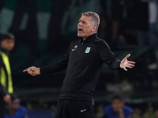 Paulo Autuor, entrenador de Atlético Nacional en la final de la Superliga ante Pereira / EFE