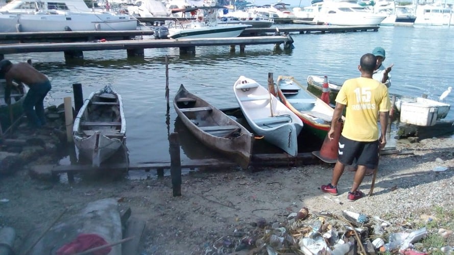 Pescadores de los barrios El Zapatero y La Cuchilla manifestaron su inconformidad por considerar que estas obras les generarán afectaciones. Foto: Asopez