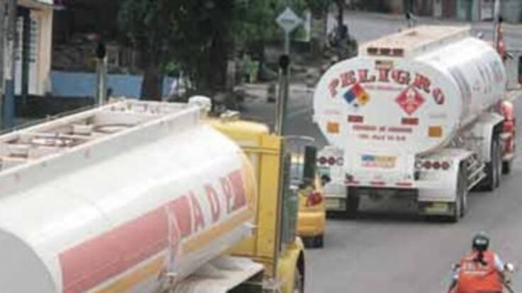 Autoridades garantizan abastecimiento de combustible en Semana Santa