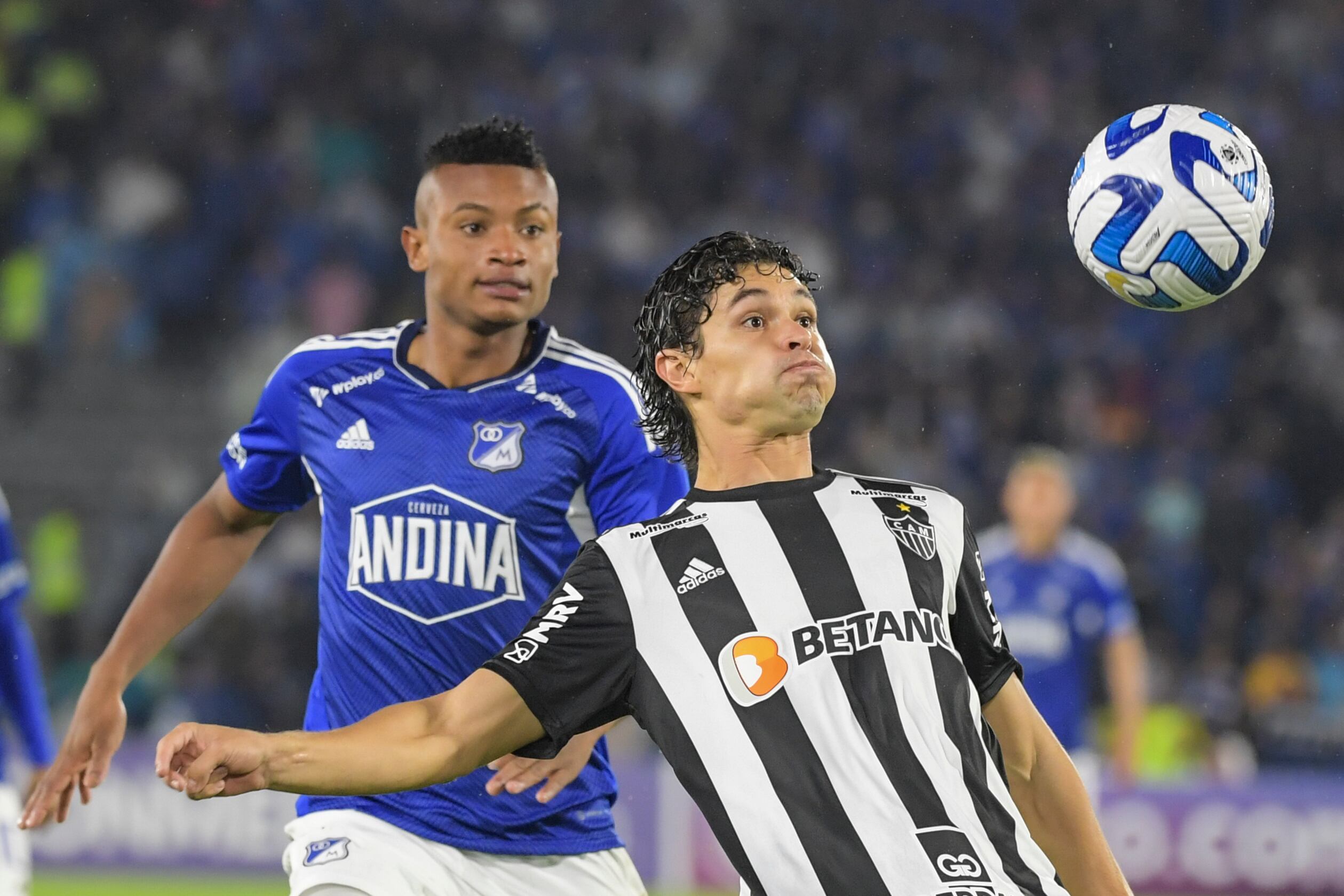 Duelo entre Millonarios y Atlético Mineiro por Copa Libertadores 2023. (Photo by Daniel Munoz/VIEWpress)
