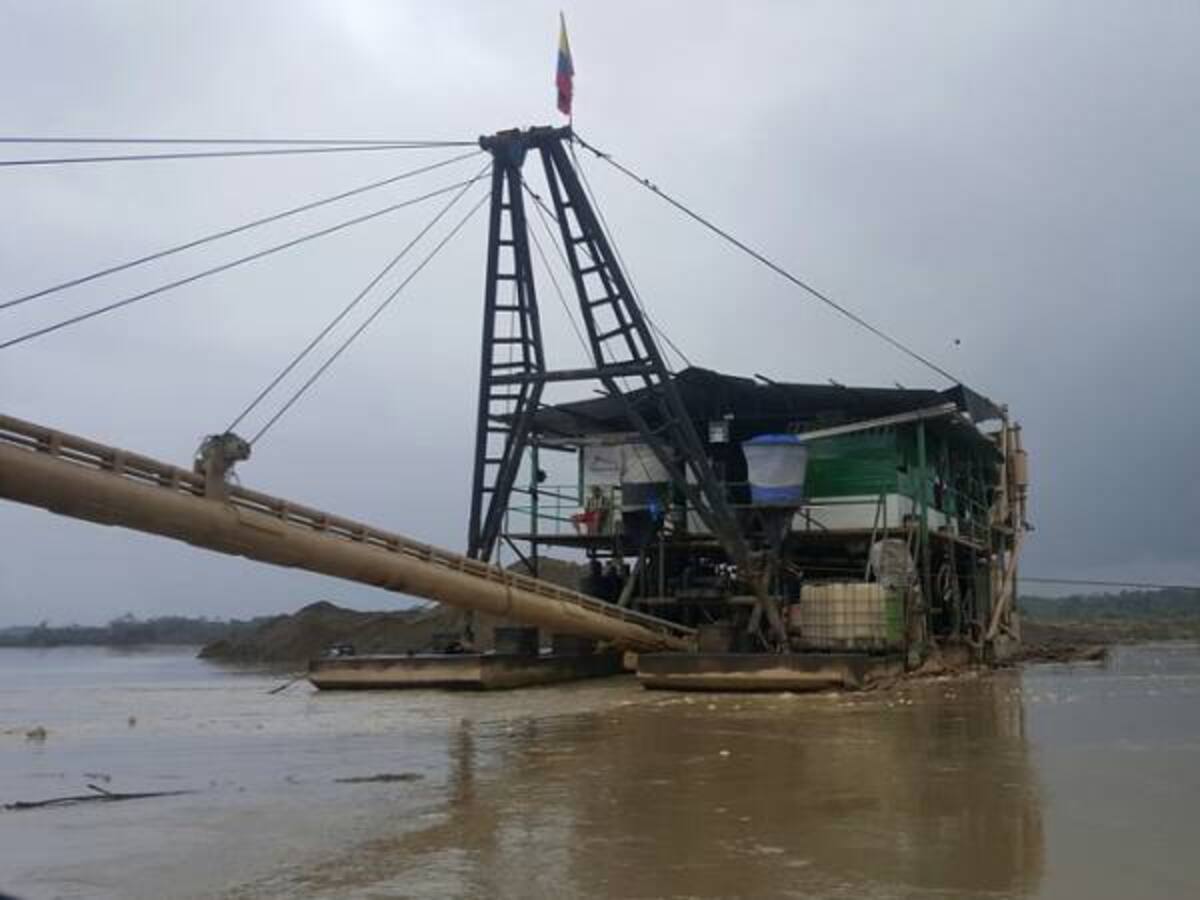 Corte tumba creación de áreas estratégicas mineras en 20 departamentos
