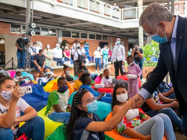 El presidente Iván Duque hizo la presentación en Cali de la Escuela de Formación en Política y Democracia para Consejeros de Juventudes.