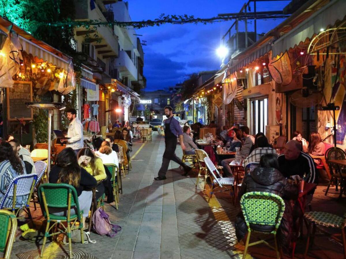 Israel da el siguiente paso en la desescalada de medidas COVID-19