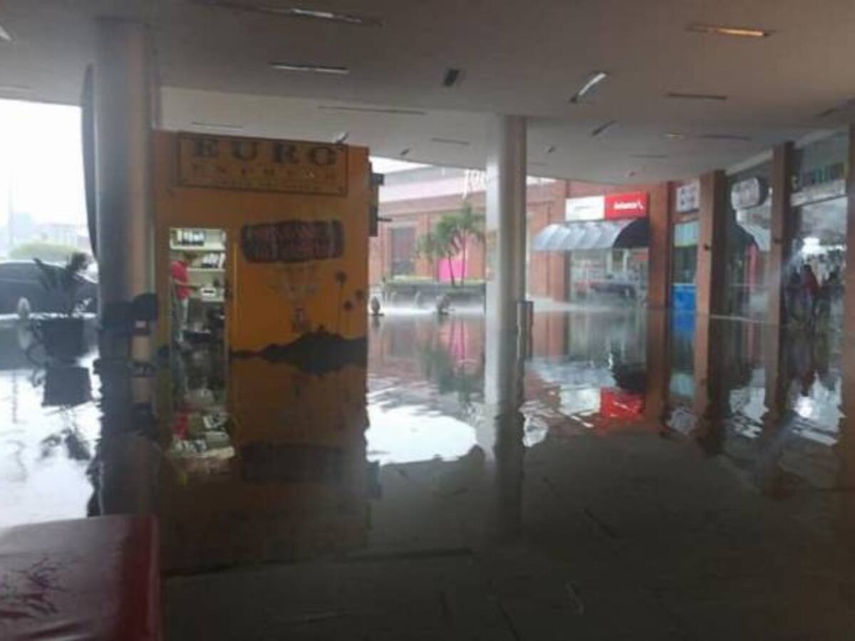Tormenta con granizada, causó emergencia al norte de Cali