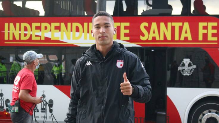 Juan Sebastián Pedroza, jugador de Santa Fe, en El Alargue