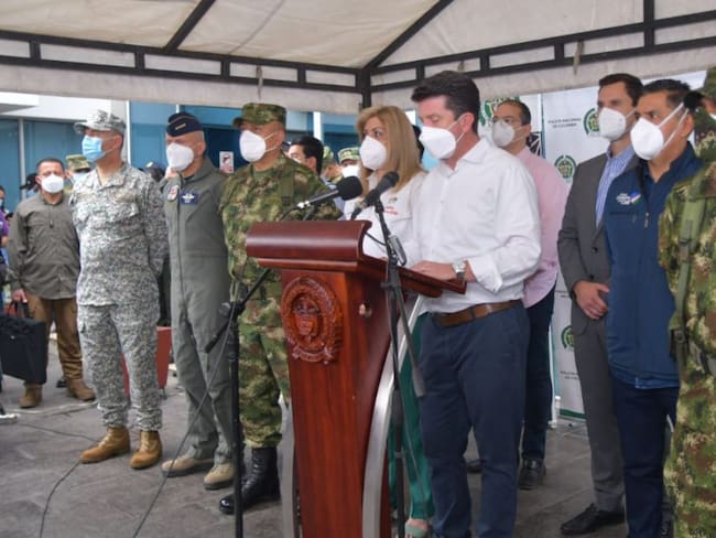 Ministro de Defensa Diego Molano y la cúpula militar