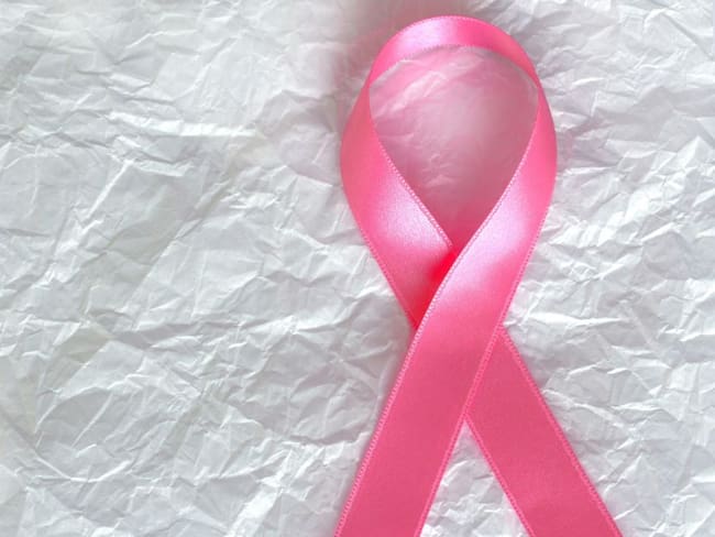 Terapias hormonales aumentarían el riesgo de padecer cáncer de seno