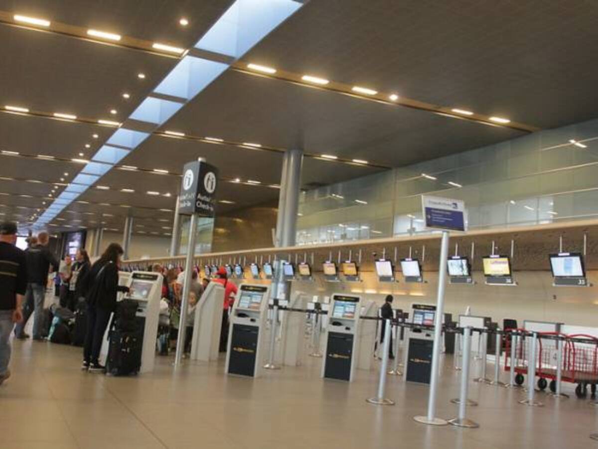 Redoblan medidas de seguridad en aeropuertos del país