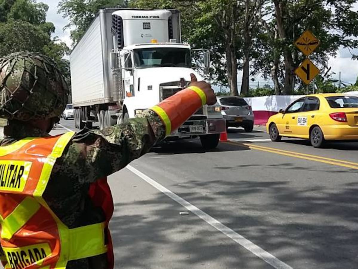 2.000 hombres del Ejército vigilarán las vías del Eje Cafetero en vacaciones