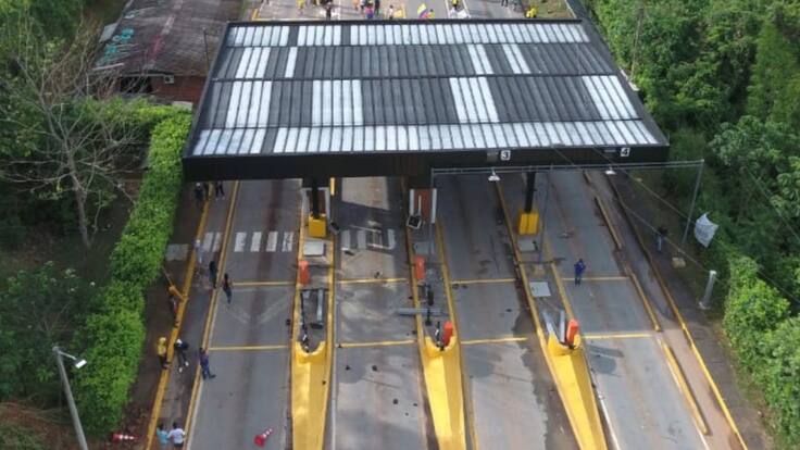 A un mes y sigue sin cobrarse el peaje de Rionegro