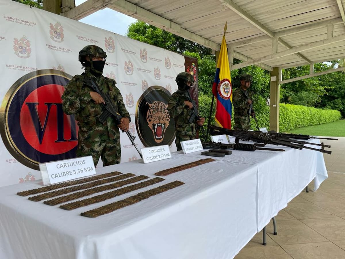 Ejército desmanteló depósito ilegal y capturó a presunto integrante del Clan del Golfo