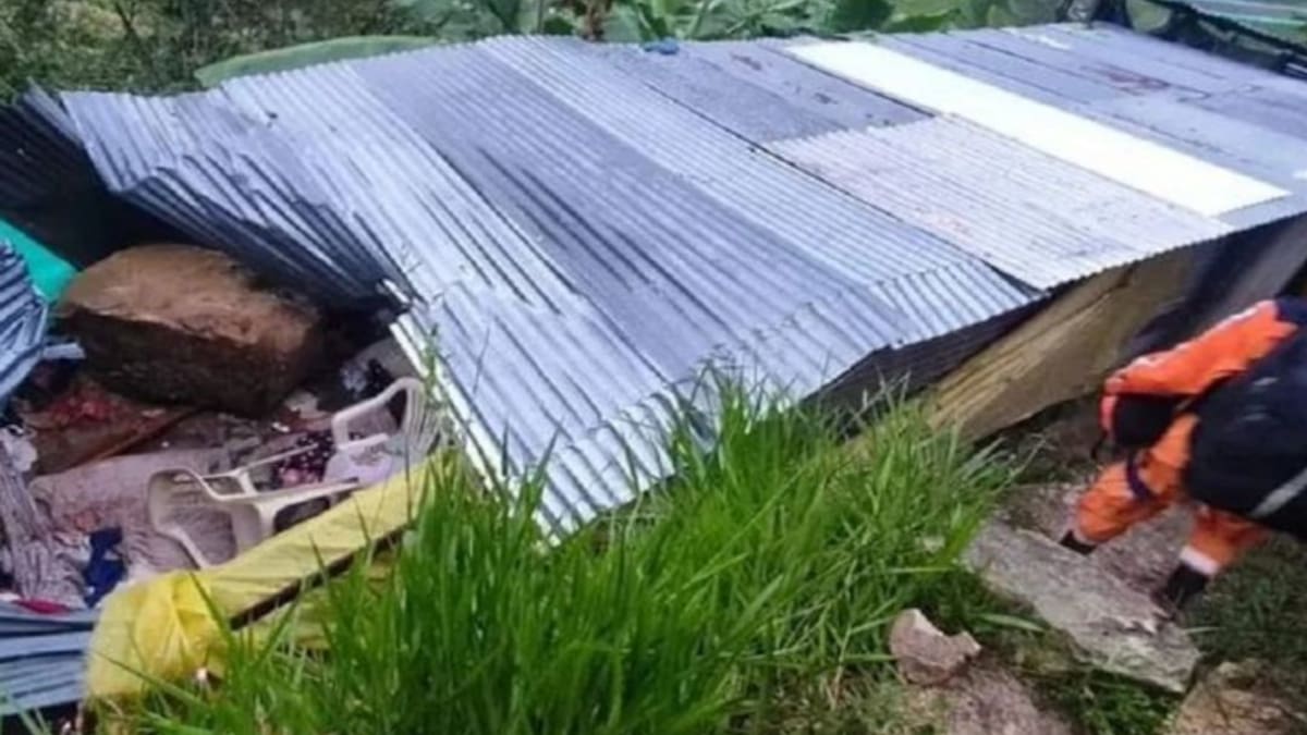 Tragedia familiar: dos niñas murieron tras la caída de una roca en su casa