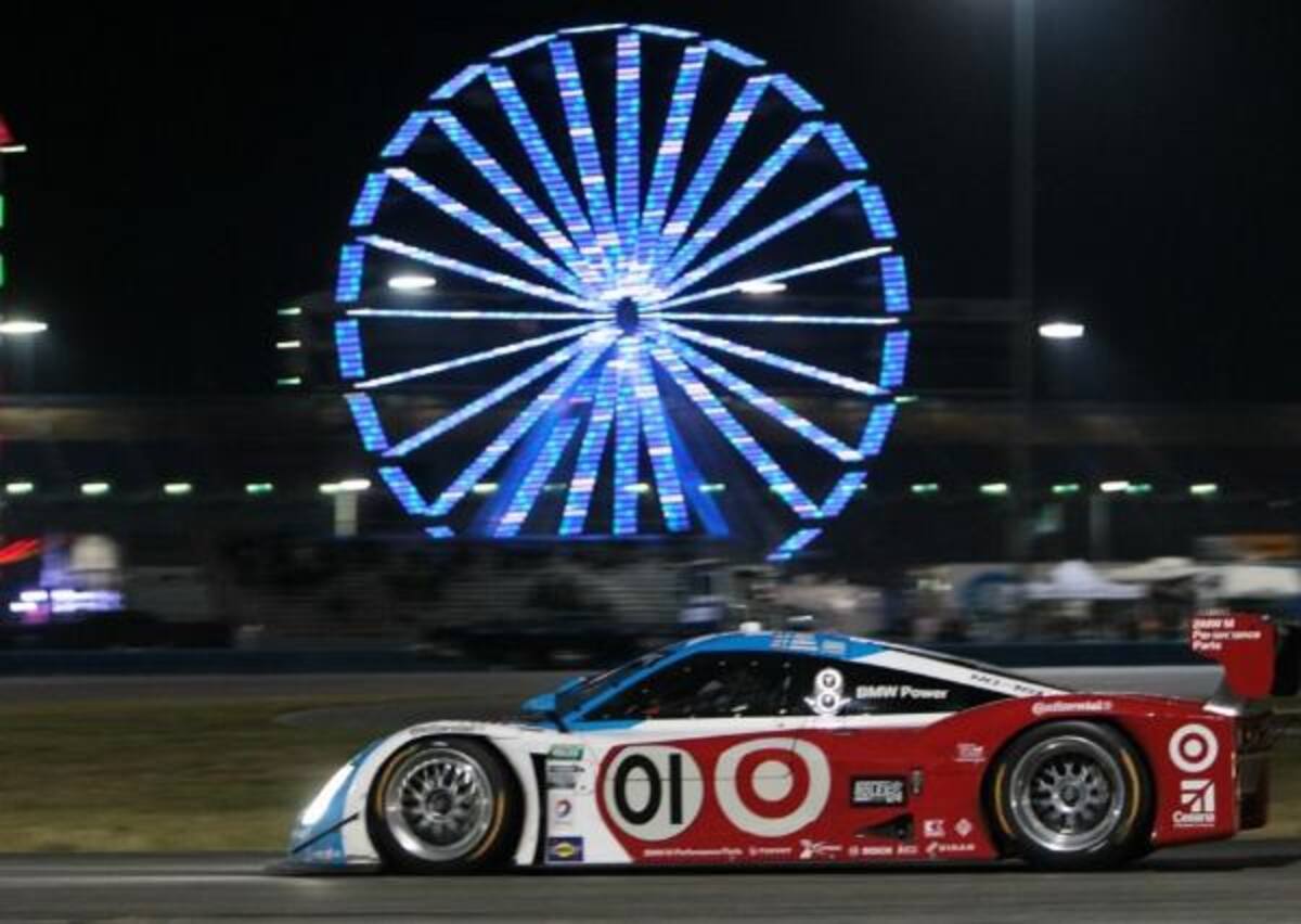 Juan Pablo Montoya tricampeón en Daytona