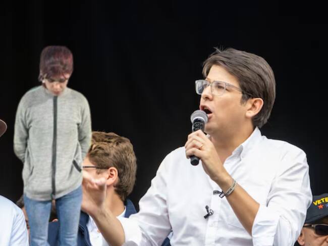 A juicio la mujer que transportó el arma con la que asesinaron a Miguel Uribe Turbay