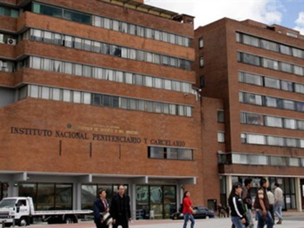 Vicepresidente pidió a organismos de control que le “metan mano al Inpec”