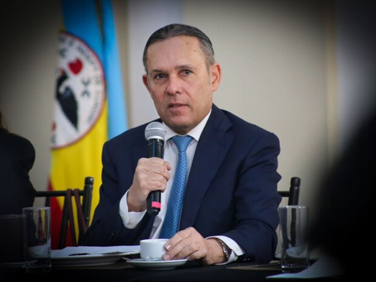 “El Ejecutivo no es jefe del Legislativo”: Efraín Cepeda a ministro Cristo