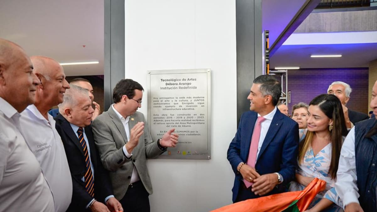 Envigado inauguró el Tecnológico de Artes Débora Arango