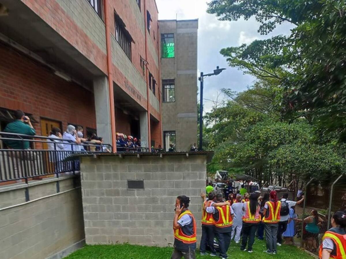 El centro infantil de Envigado estará cerrado hasta que se retiren todos los cielos falsos